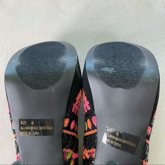 Qupid NWOB Sequin Geometric Platform Stiletto Heel Pump Size 6 Pink Orange Black - Picture 6 of 6